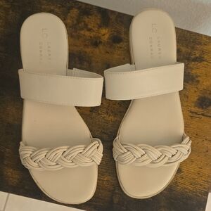 LC Lauren Conrad Cream Sandals